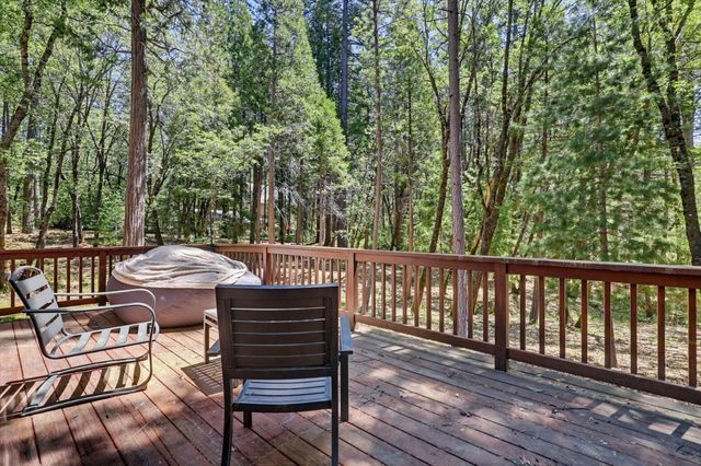 14517 N Bloomfield Rd, Nevada City, CA 95959