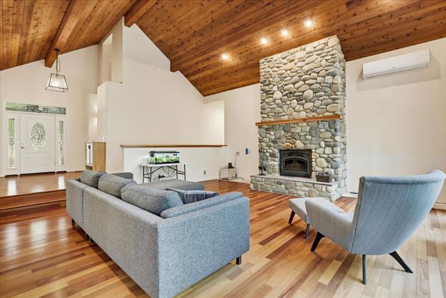 14517 N Bloomfield Rd, Nevada City, CA 95959