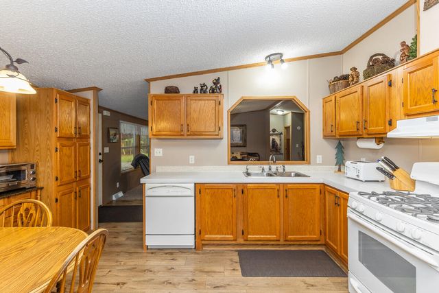 6009 Keeney Drive, Belvidere Twp, MI 48886