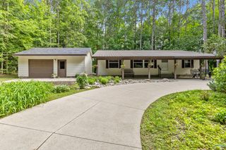 6009 Keeney Drive, Belvidere Twp, MI 48886