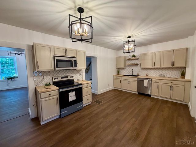 102 E Main Street, Hamilton, OH 45067