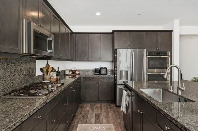 27239 Hideout Court, Menifee, CA 92585