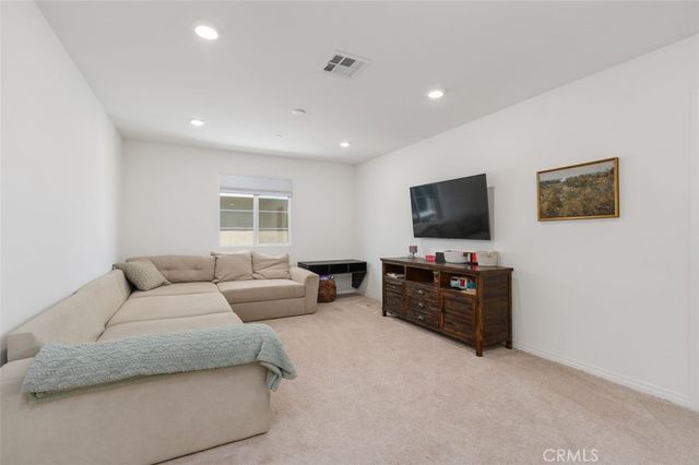 27239 Hideout Court, Menifee, CA 92585