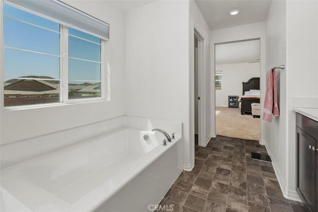 27239 Hideout Court, Menifee, CA 92585