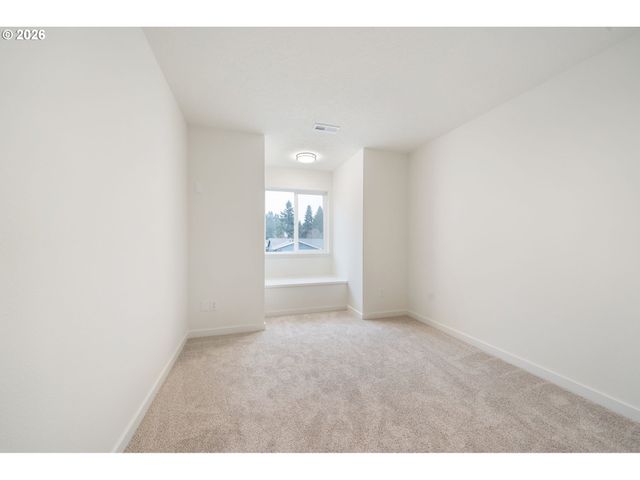 19486 STILLMEADOW Dr, Oregon City, OR 97045