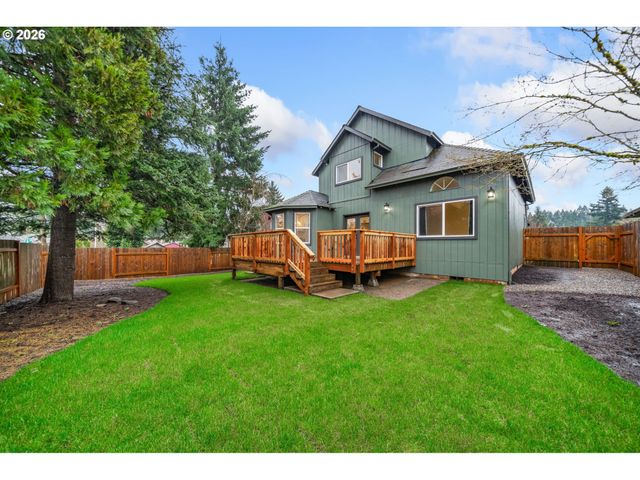 19486 STILLMEADOW Dr, Oregon City, OR 97045