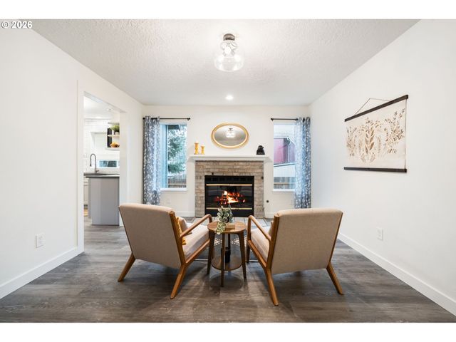 19486 STILLMEADOW Dr, Oregon City, OR 97045