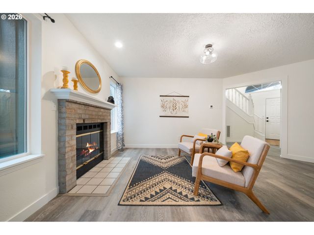 19486 STILLMEADOW Dr, Oregon City, OR 97045