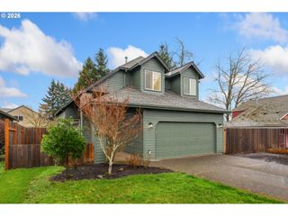 19486 STILLMEADOW Dr, Oregon City, OR 97045