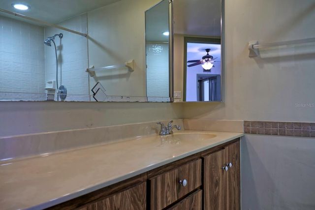 5289 MIDDLE COURT 125, Orlando, FL 32811