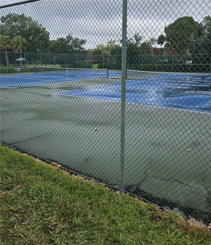 5289 MIDDLE COURT 125, Orlando, FL 32811