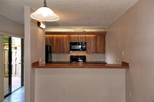 5289 MIDDLE COURT 125, Orlando, FL 32811