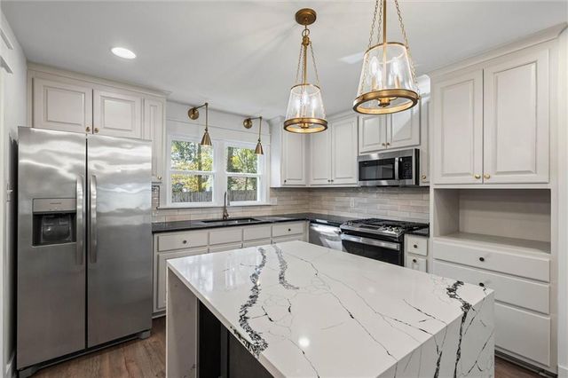 3933 Radnor Avenue, Mobile, AL 36608