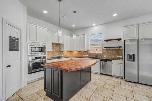 27123 Camirillo Creek Lane, Katy, TX 77494