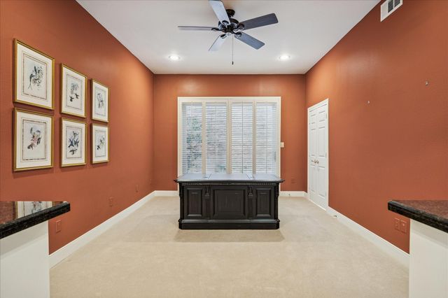 154 Glynn Way Drive, Houston, TX 77056