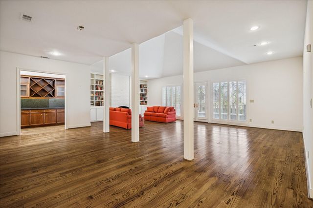 154 Glynn Way Drive, Houston, TX 77056