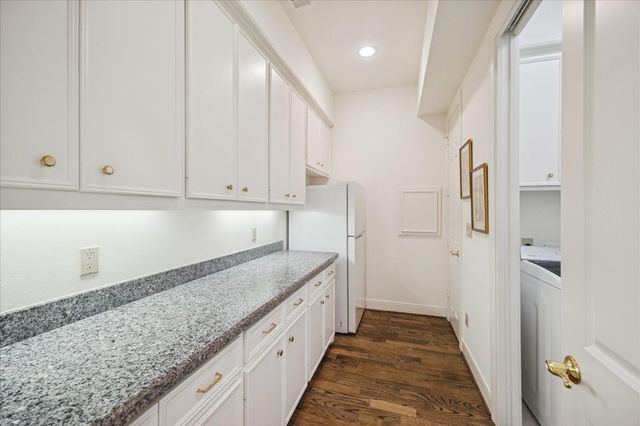 154 Glynn Way Drive, Houston, TX 77056