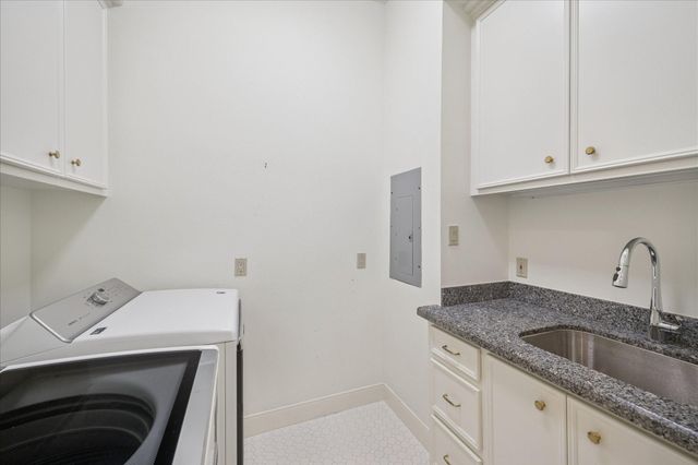 154 Glynn Way Drive, Houston, TX 77056