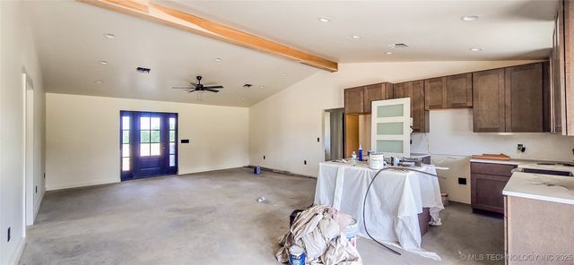 84 Reagan Drive, Eufaula, OK 74432