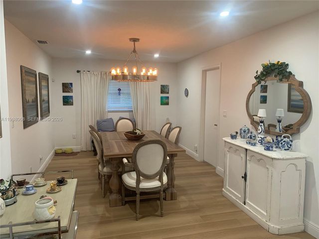 1801 SW 22nd Way, Boynton Beach, FL 33426