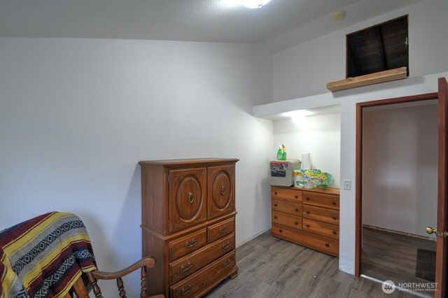 242 Main Street, Onalaska, WA 98570