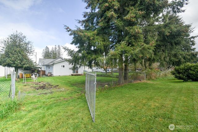 242 Main Street, Onalaska, WA 98570