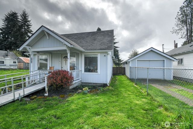 242 Main Street, Onalaska, WA 98570