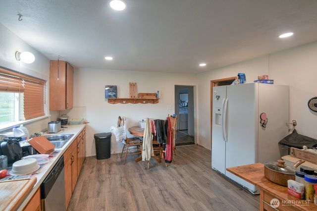 242 Main Street, Onalaska, WA 98570