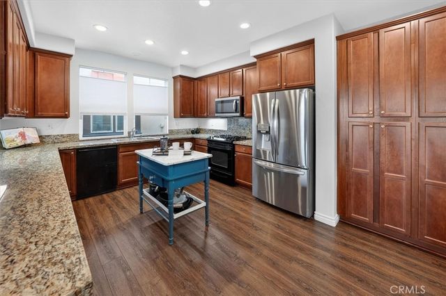 28540 Pietro Drive, Valencia, CA 91354