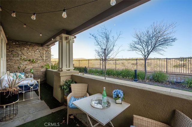 28540 Pietro Drive, Valencia, CA 91354