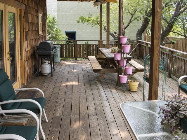 1140 JONAS DR, Canyon Lake, TX 78133