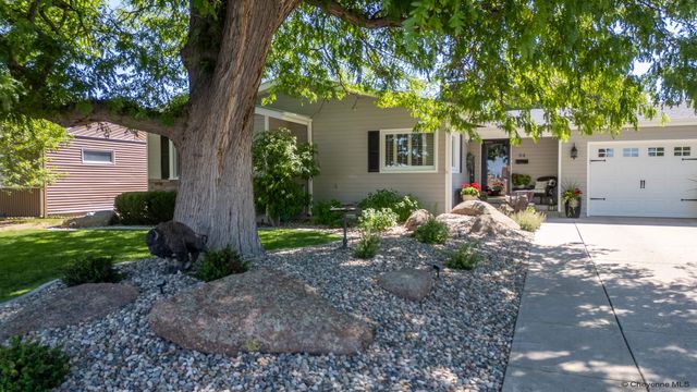94 14TH ST, Wheatland, WY 82201