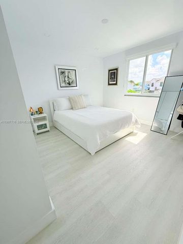 9437 SW 145th Pl 0, Miami, FL 33186