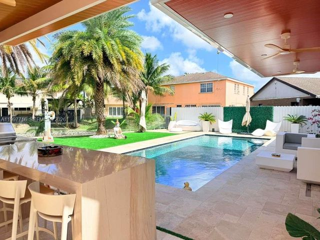 9437 SW 145th Pl 0, Miami, FL 33186