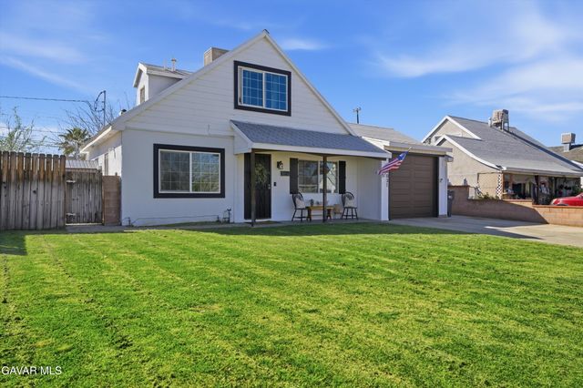 44031 Hoban Avenue, Lancaster, CA 93534