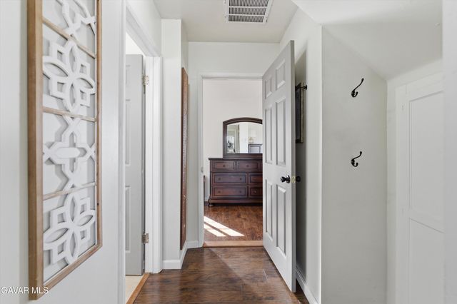 44031 Hoban Avenue, Lancaster, CA 93534