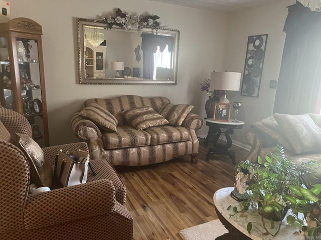 1307 S Dakota Avenue, Pine Bluff, AR 71601