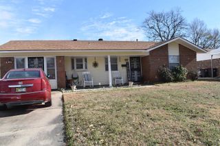1307 S Dakota Avenue, Pine Bluff, AR 71601
