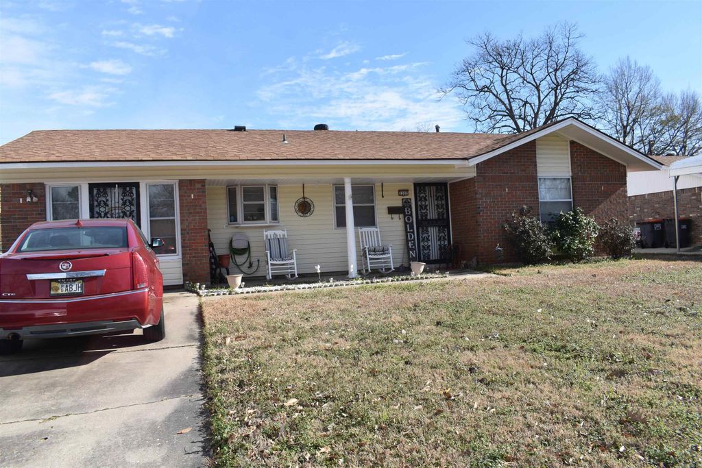1307 S Dakota Avenue, Pine Bluff, AR 71601