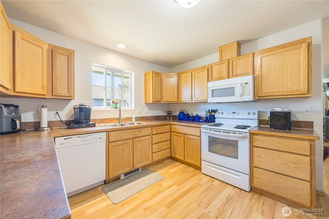 2367 E 7th Avenue, Port Angeles, WA 98362