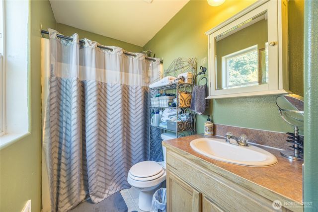 2367 E 7th Avenue, Port Angeles, WA 98362