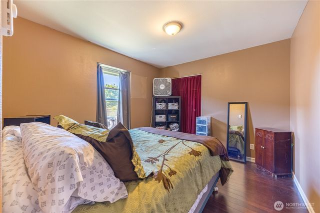 2367 E 7th Avenue, Port Angeles, WA 98362