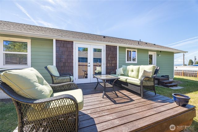 2367 E 7th Avenue, Port Angeles, WA 98362