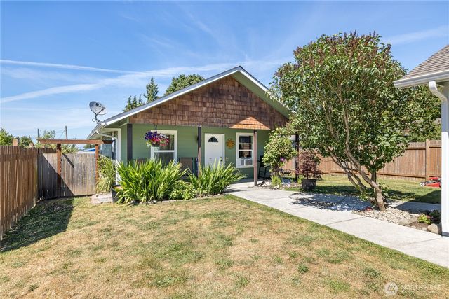 2367 E 7th Avenue, Port Angeles, WA 98362
