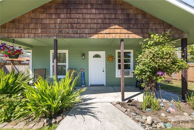 2367 E 7th Avenue, Port Angeles, WA 98362