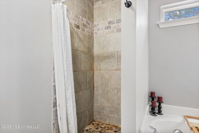 7843 Randolph Cove, Walls, MS 38680