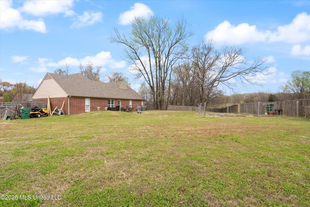 7843 Randolph Cove, Walls, MS 38680