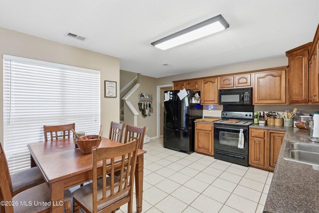 7843 Randolph Cove, Walls, MS 38680