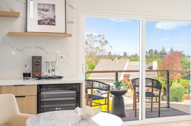 1440 Kring Way, Los Altos, CA 94024