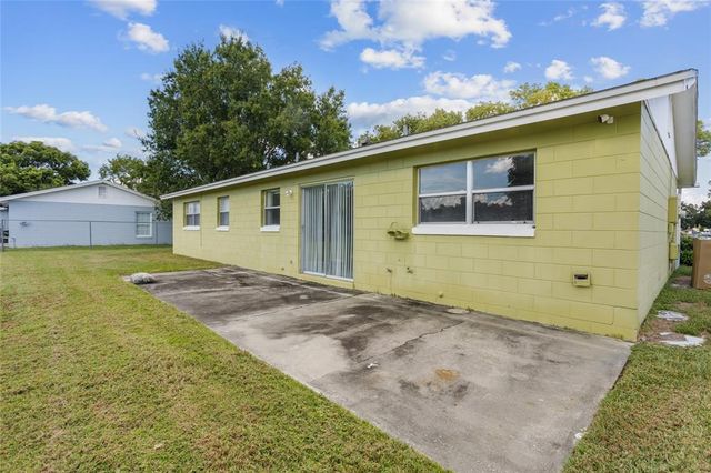 548 ROYAL PALM DRIVE, Kissimmee, FL 34743
